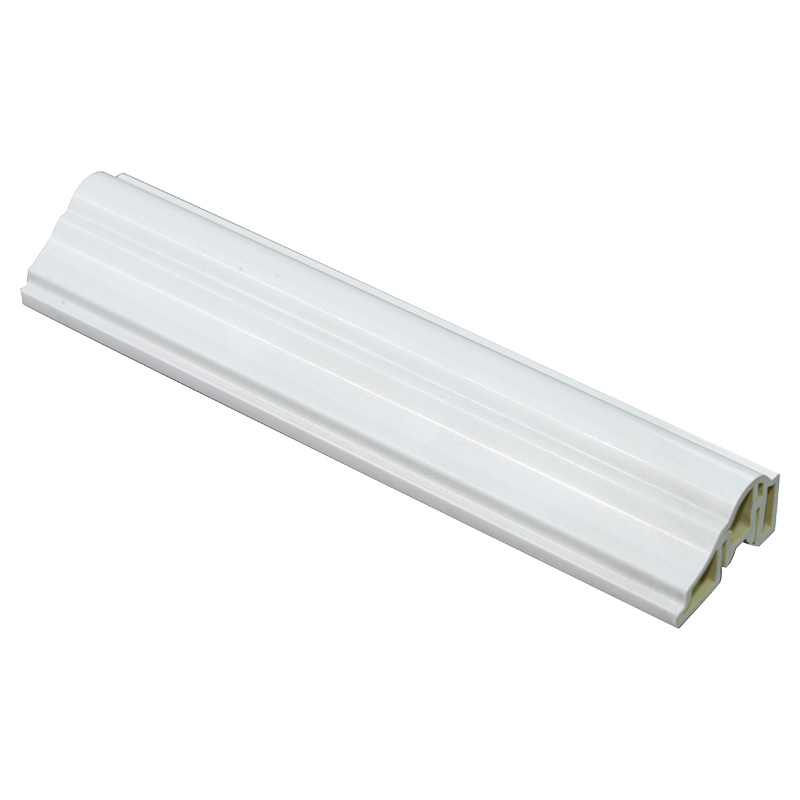 Bord Sciorta WPC Grán Adhmaid 36mm le Bonn Ilchodach PVC